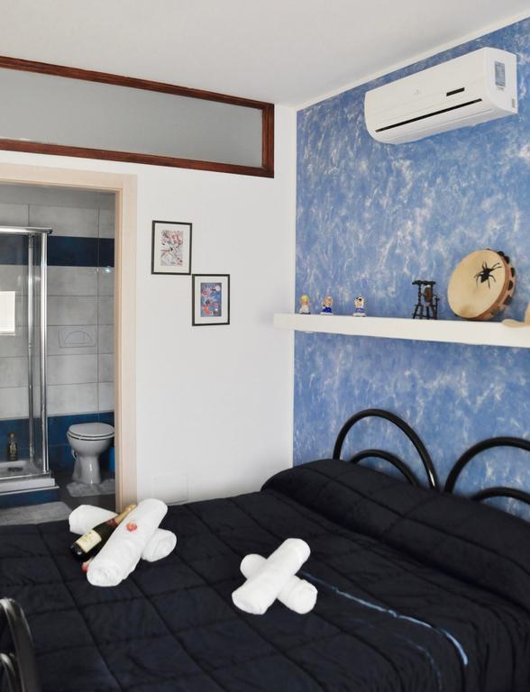 Bed and Breakfast Lo Specchio Del Salento Лечче Экстерьер фото
